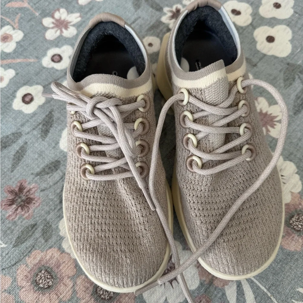 Allbirds Cozy Knit Tree Dasher Sneakers in Cream and Gray - Picture 4 of 6